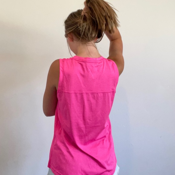 PINK ATHLETIC WORKOUT TANK WITH  BACK CUTOUT SIZE S - Picture 2 of 7